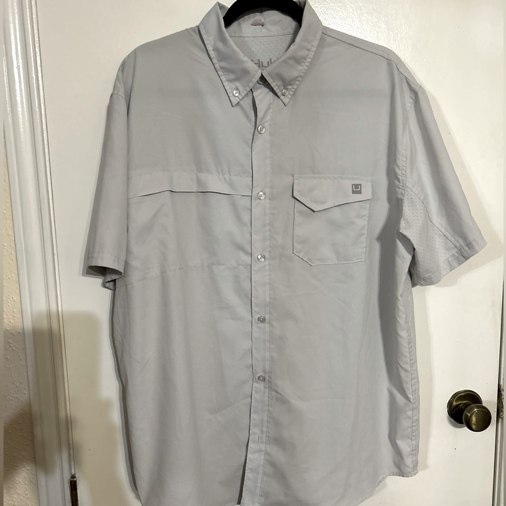 Huk XL Short Sleeve Shirt with Pockets Sz XL